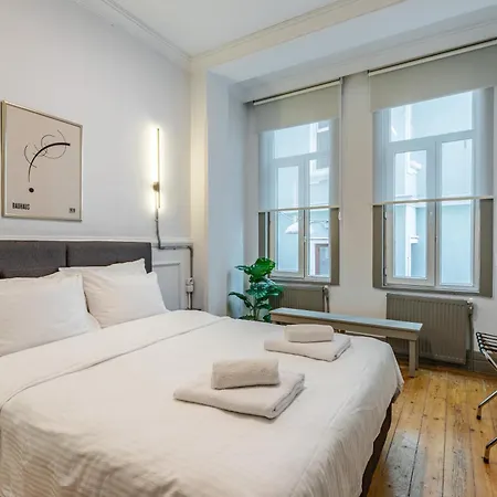Ganbaru Tours - Flats In Galata 2 *