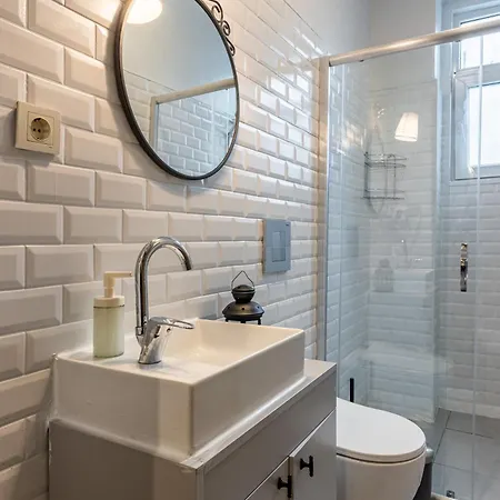 Apartman Ganbaru Tours - Flats In Galata 2 *