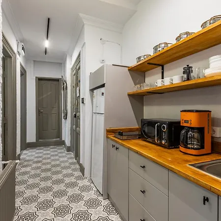 Ganbaru Tours - Flats In Galata 2 *