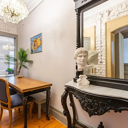 Apartman Ganbaru Tours - Flats In Galata 2 *