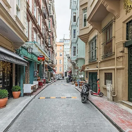 Ganbaru Tours - Flats In Galata 2 *