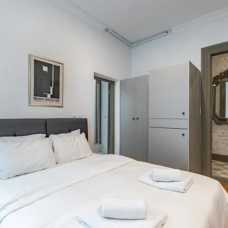 Апартаменты Ganbaru Tours - Flats In Galata 2 *