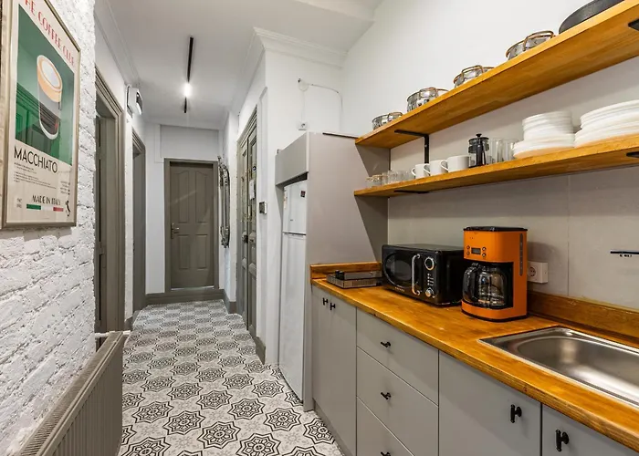 Ganbaru Tours - Flats In Galata 2 *