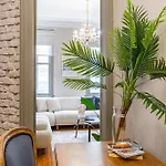 Ganbaru Tours - Flats In Galata 2 아파트